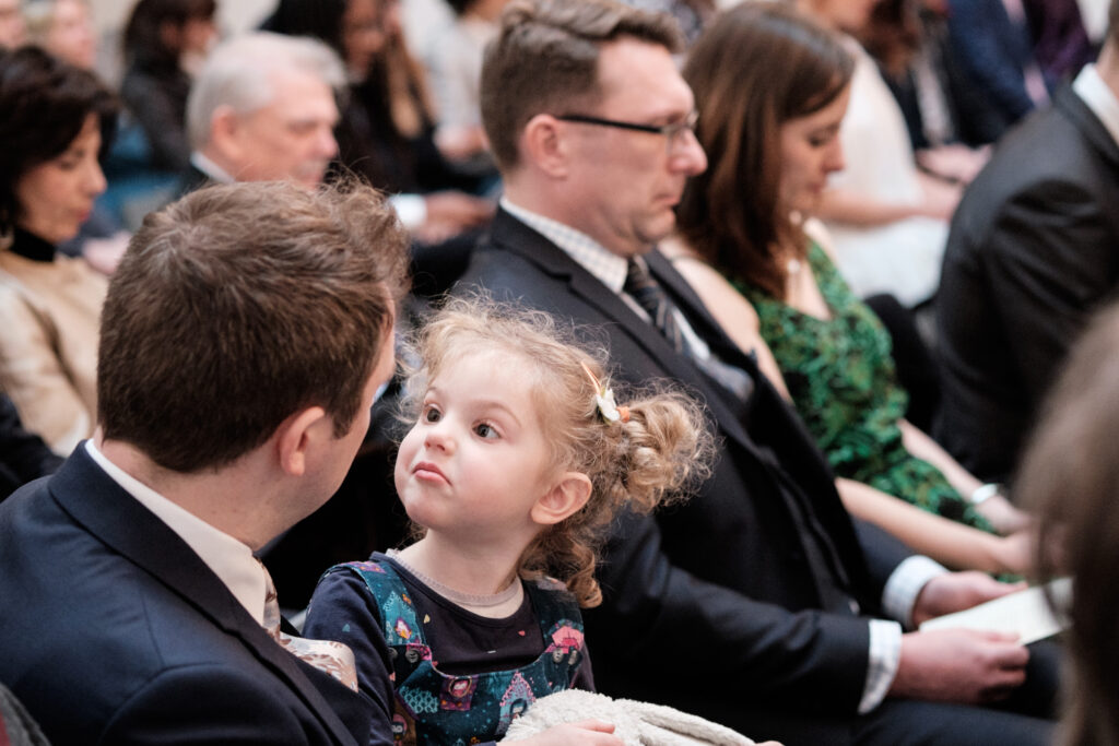 Child and guests at wedding - by Sara wedding photographer ottawa