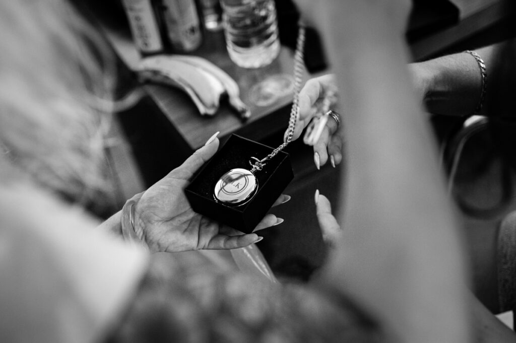 wedding photographer ottawa ontario bride