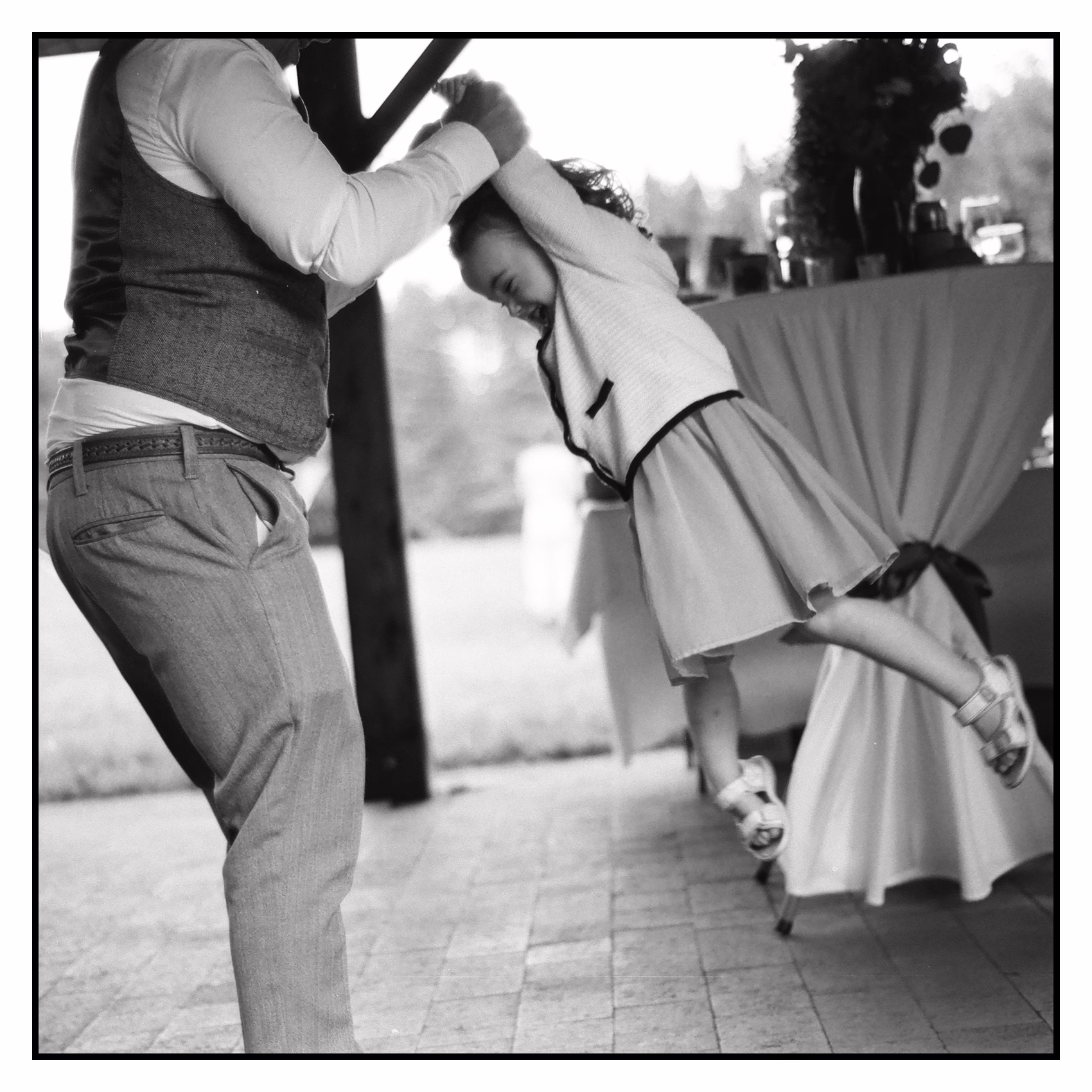 Ottawa Wedding Photographer Sara AE-000102240024 ❥ Ottawa Wedding Photographer documentary wedding photographer sara candid film photo